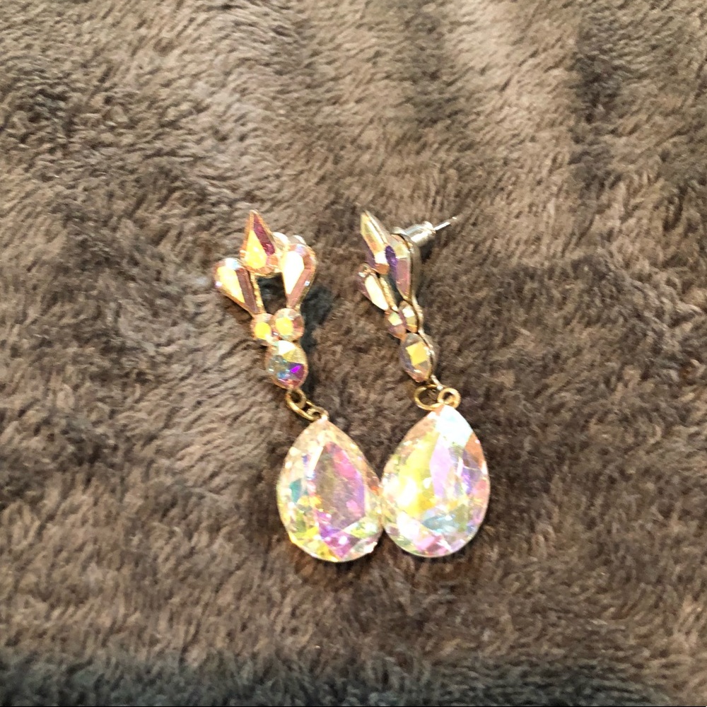 Prom earrings